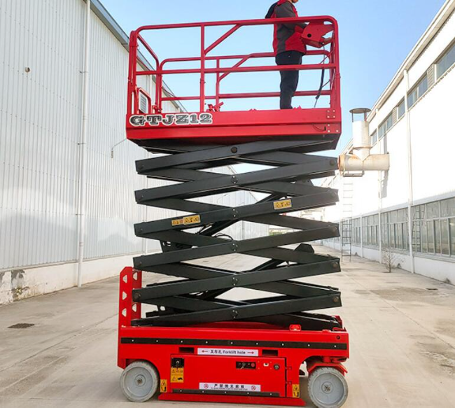 皇桐镇自行走移动式升降机